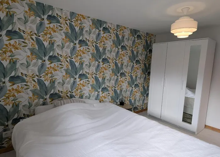 ホームステイ D'hotes スパ