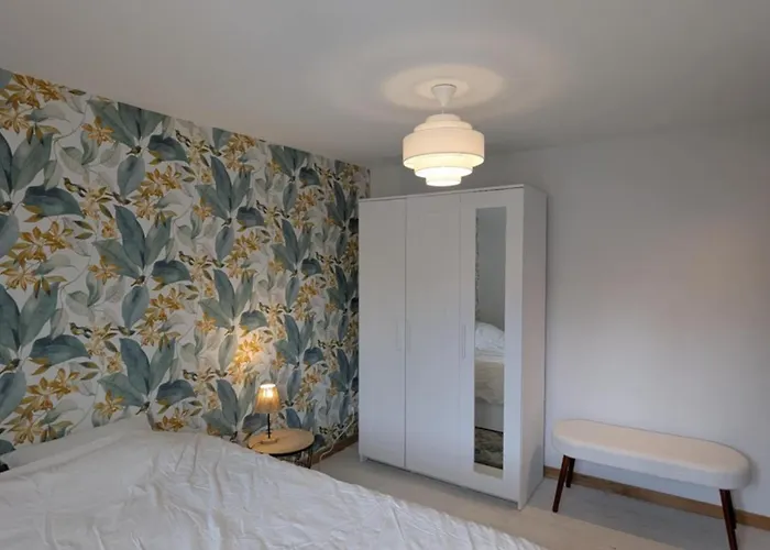 ホームステイ D'hotes スパ